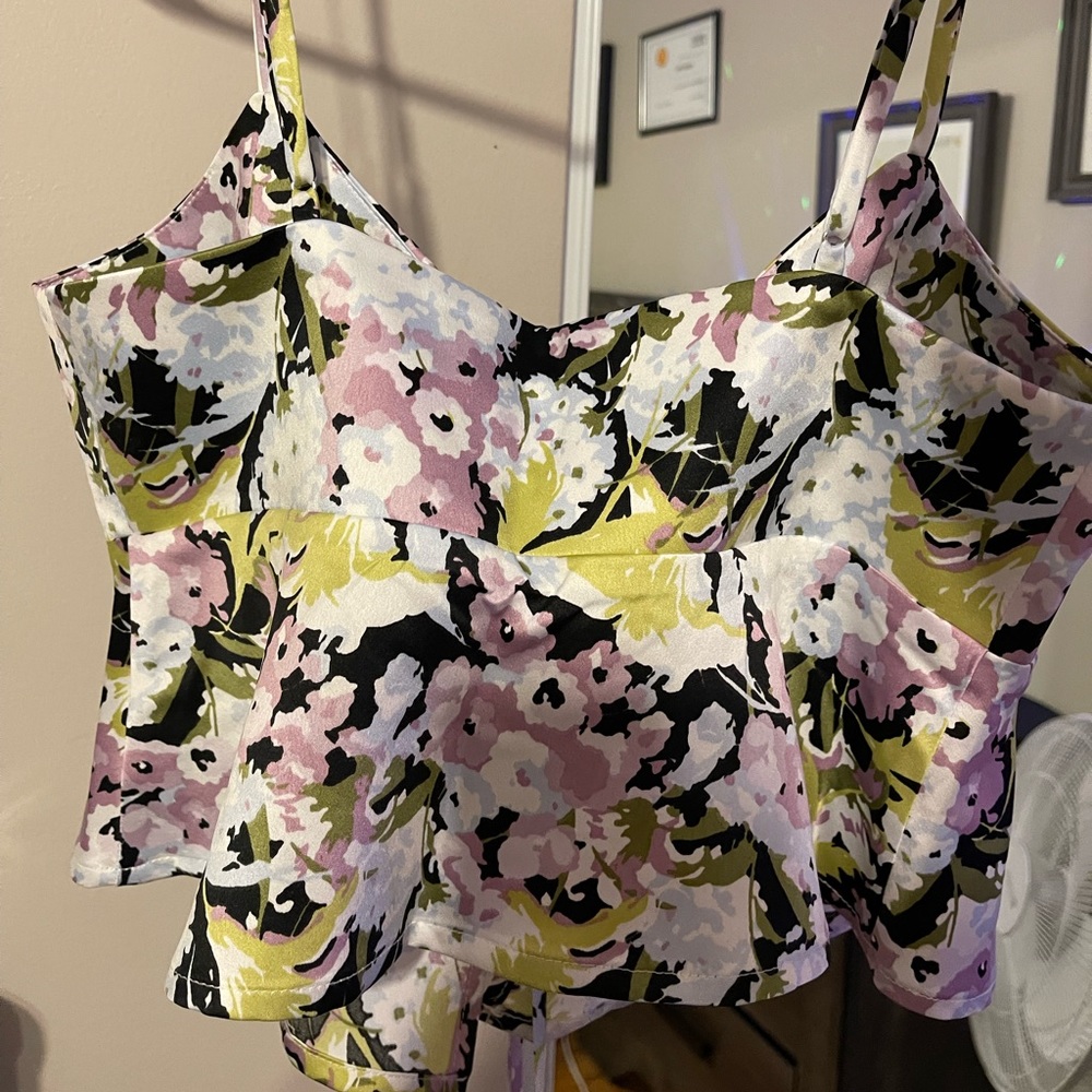 DYNAMITE Satin Cami - Picture 3 of 4